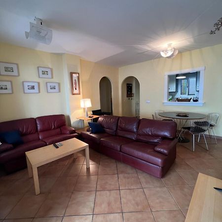 Apartamento A 2 Minutos Andando A La Playa. La Isleta del Moro Luaran gambar