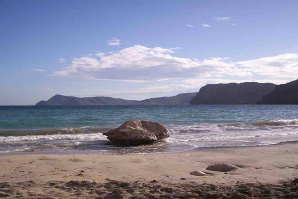 Apartamento A 2 Minutos Andando A La Playa. La Isleta del Moro Luaran gambar