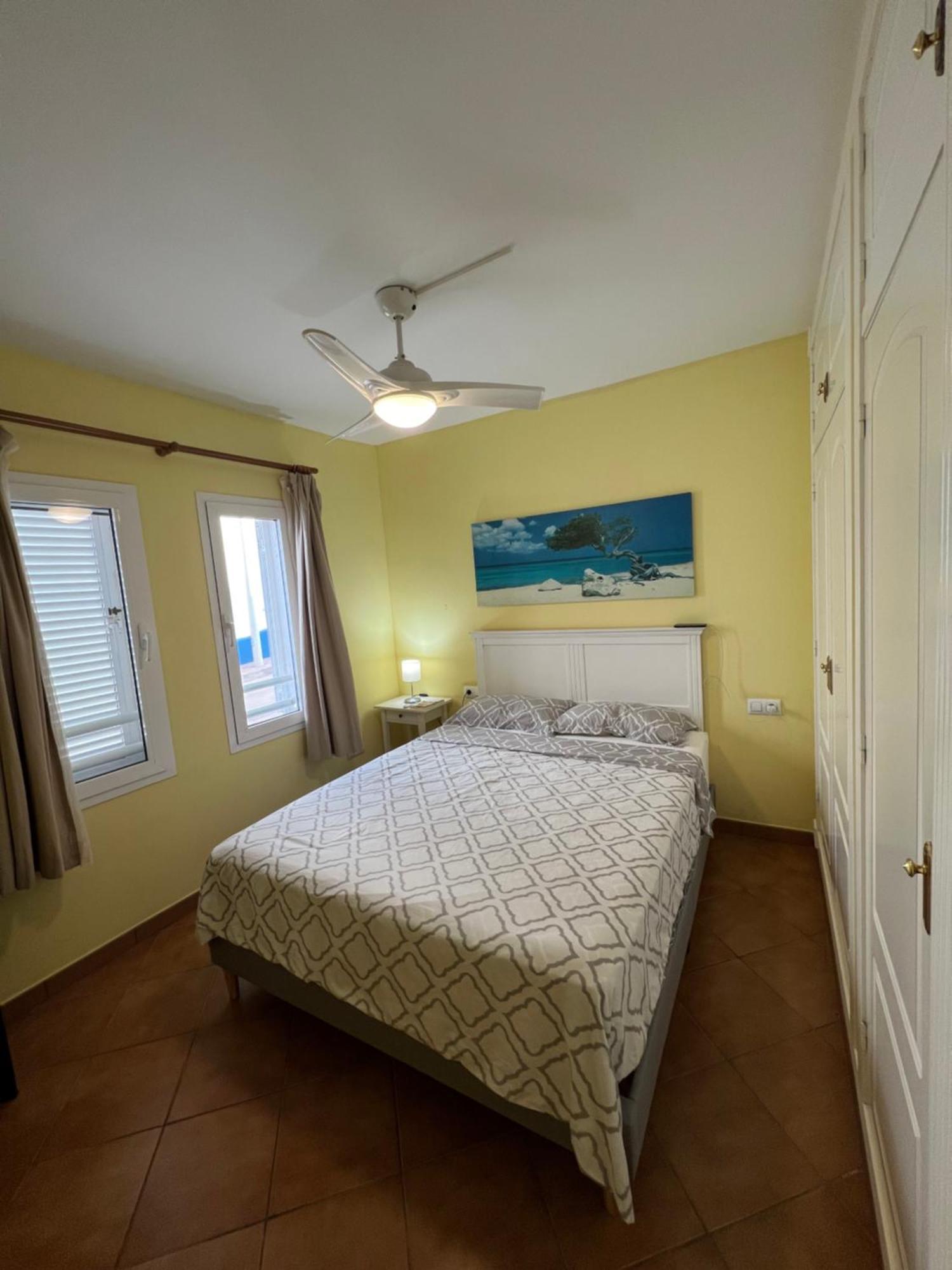 Apartamento A 2 Minutos Andando A La Playa. La Isleta del Moro Luaran gambar